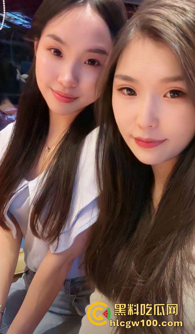 兰州大学反差母狗【李妍柔】调教视频曝光,调教成了吃鸡好手 鸡巴套子,内容劲爆!!-1