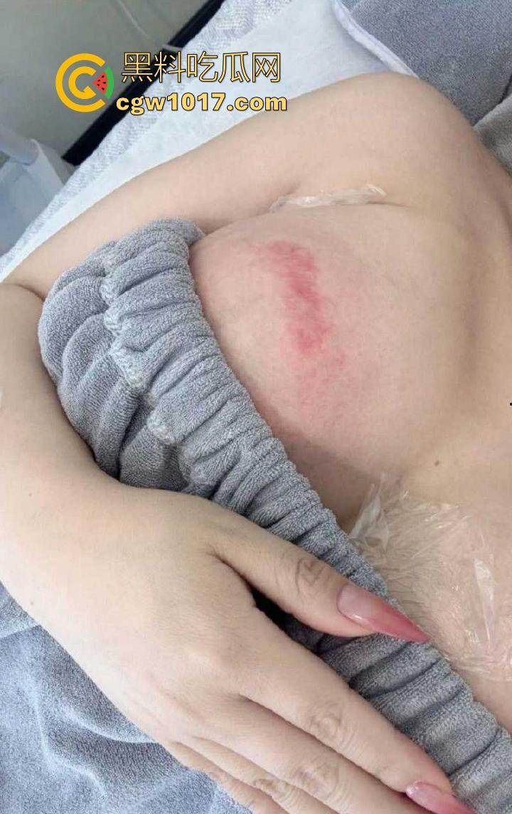 湘潭大学极品学姐【李文婷】平日清纯高冷的校园女神，在镜头前彻底放飞自我，道具骑乘自慰，尽显母狗本色！