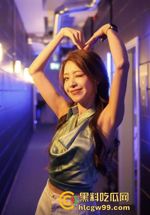 英雄联盟官方女主持【希然lris】不雅视频疯传，自称母狗对镜自慰，淫乱细节引发热议，瓜友们怎么看？-9