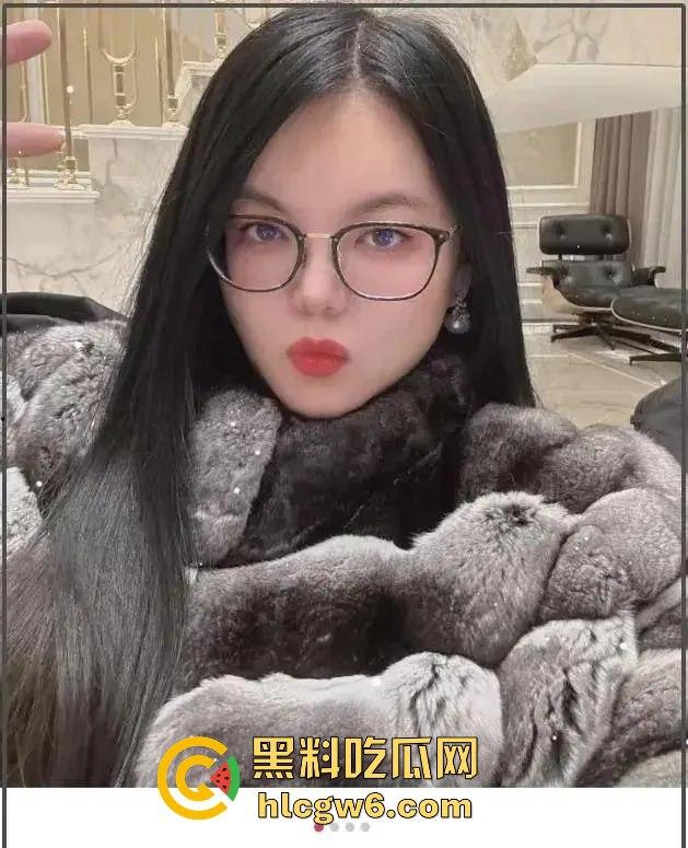 王诗龄英国白莲花闺蜜『Angela』爆炸性丑闻 卖逼崇洋媚外 最新不雅视频流出,给老外毒龙缠身骚浪入骨!-13