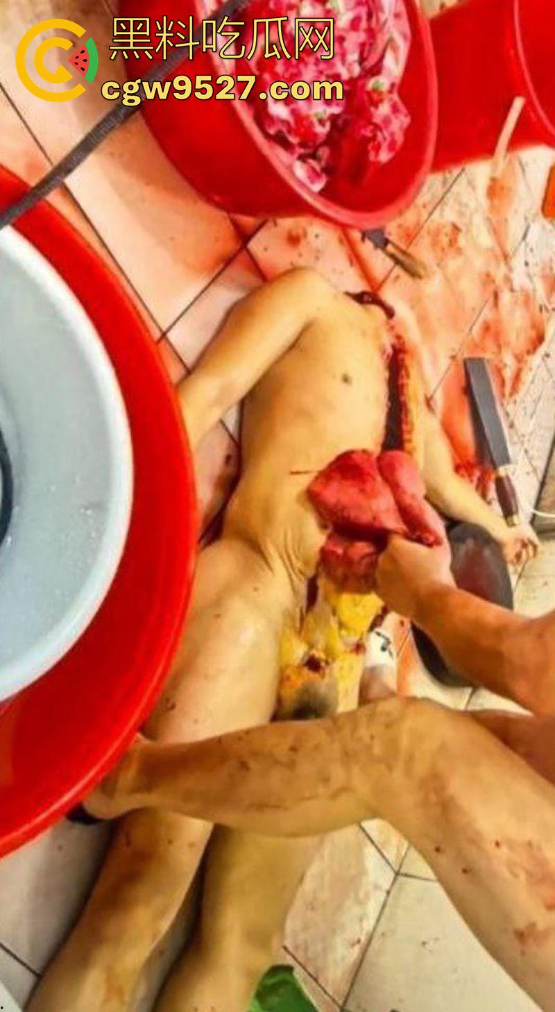 暗网越南屠夫案,男子自愿被杀,多角度砍头血如泉涌,干脆利落几秒剁头,现场原视频流出!-5