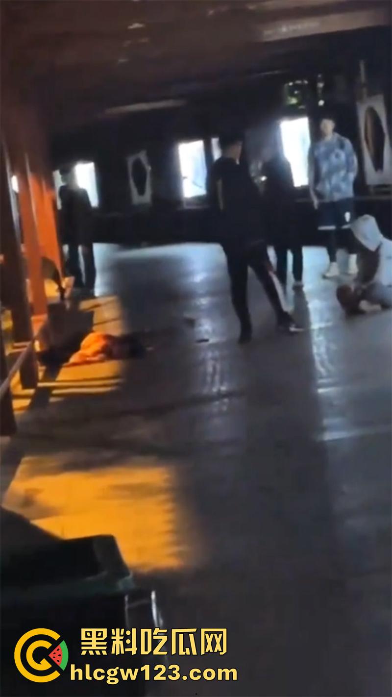 南昌工学院校园杀人案,19岁大学生怒杀22岁学姐,不仅骗钱还出轨玩弄感情,结果被小伙刺杀!-6