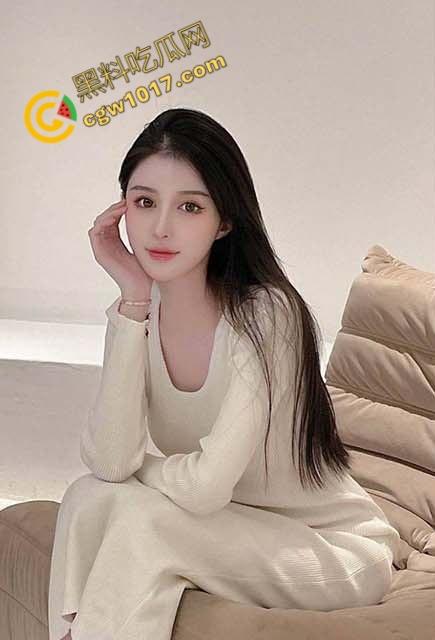 海角大神【野兽绅士】销魂驯兽:将姐姐调教成性奴,背骑遛弯,舔足湿滑,狗叫销魂!-2