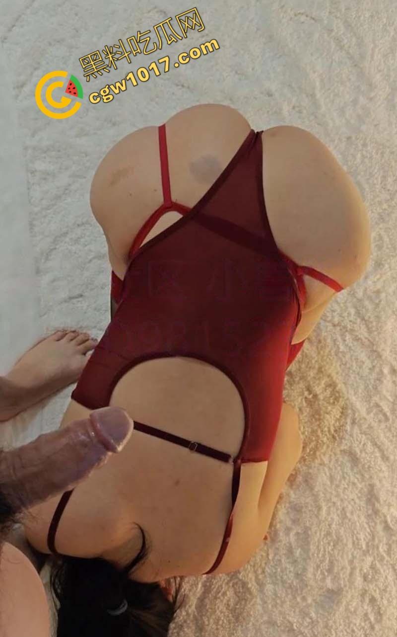 海角大神【野兽绅士】销魂驯兽:将姐姐调教成性奴,背骑遛弯,舔足湿滑,狗叫销魂!-7