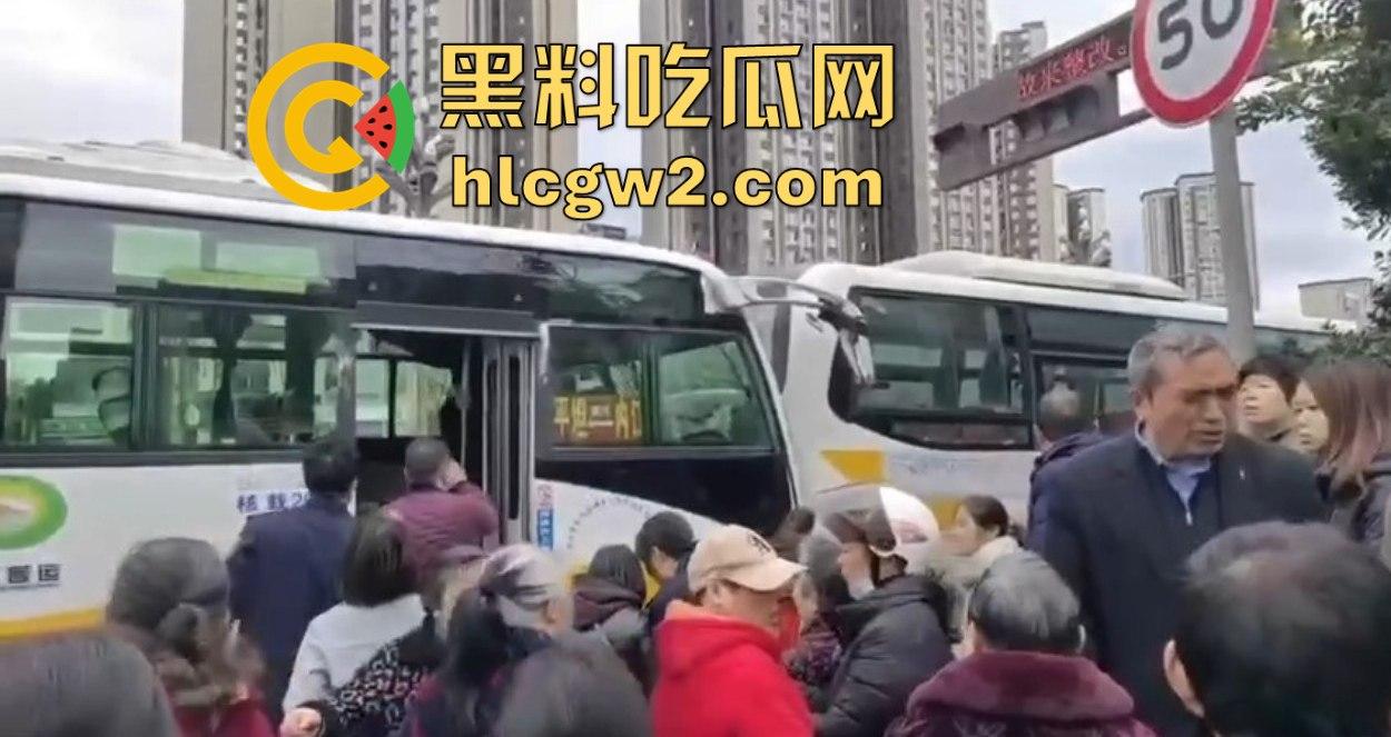 四川内江公交惨剧震惊全城!司机突发疾病酿悲剧,谁来为1死4伤的血泪买单?-3