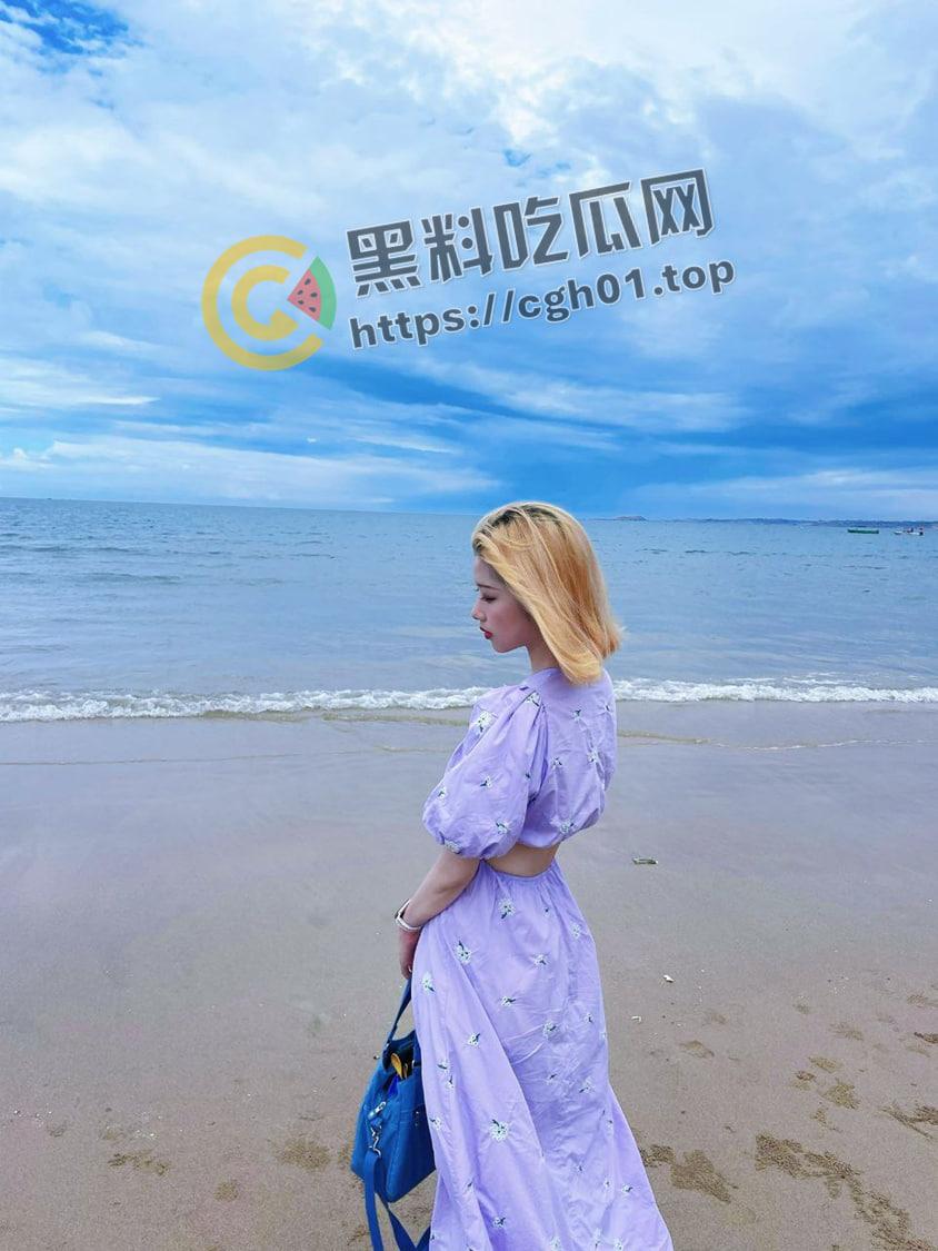 海南粉色头发精神小妹被流出 小穴比头发还粉嫩 浪叫着喷水把床单打湿-6