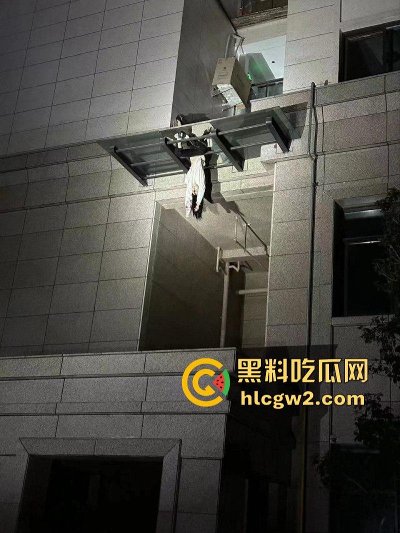 痛心!福建一女生深夜约会 偷偷从9楼窗户爬出 坠楼身亡!-5