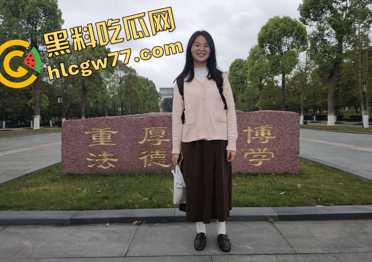 四川学院女辅导员【岳敏】政法高材生堕落成金主肉玩具,穿黑丝被后入爆干,肥臀摇到床都响!-2