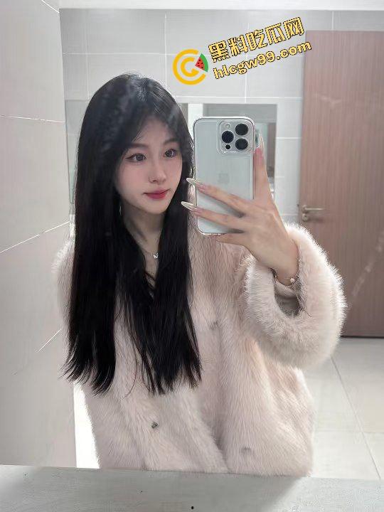 天津高校反差骚鸡学生妹【唐雅】下海做鸡兼职酒店1千一夜淫荡性爱,单手撸管精液直喷!独家曝光!-3