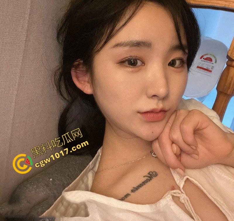 中韩混血美女与男友做爱视频泄密!美乳翘臀,粉嫩骚穴,各种爆操,高潮迭起,颜射爽翻天!-4