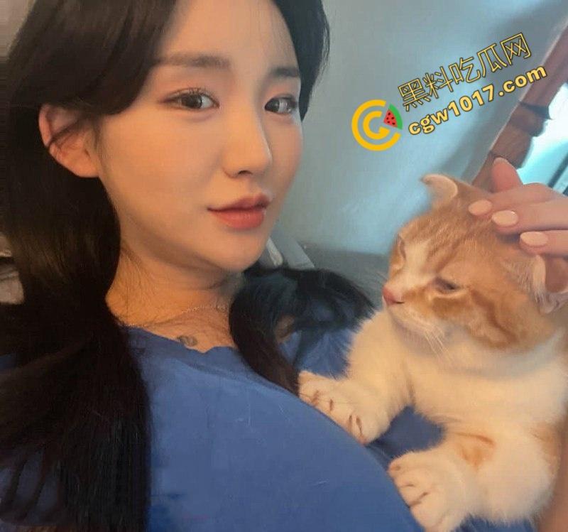 中韩混血美女与男友做爱视频泄密!美乳翘臀,粉嫩骚穴,各种爆操,高潮迭起,颜射爽翻天!-6