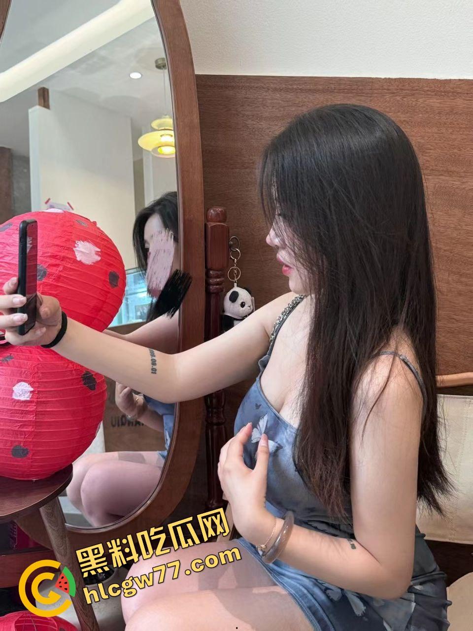 不是每一张被画的脸都清纯，湖南美院『范琳琳』用一张嘴和一张逼，诠释了什么叫美术系实战功底！