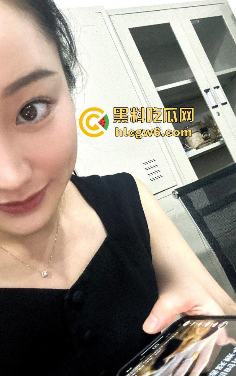 常州地产界传奇,星河地产总经理『吴健』办公室3v3团建打炮,刚热身就心梗暴毙,牡丹花下死笑翻全网!-7