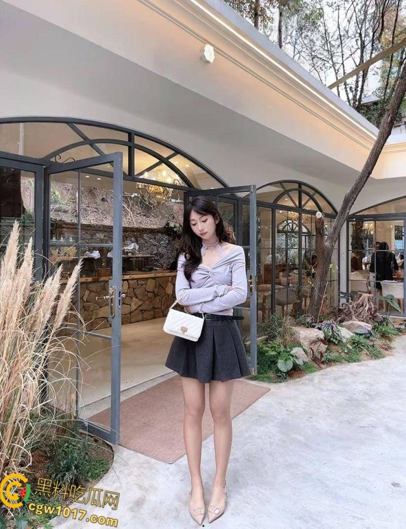 长沙高颜值女神【陈玲渝】，御姐气质极品身材，露脸口交樱桃小嘴狂吞大屌榨精，反差婊口技爆棚！