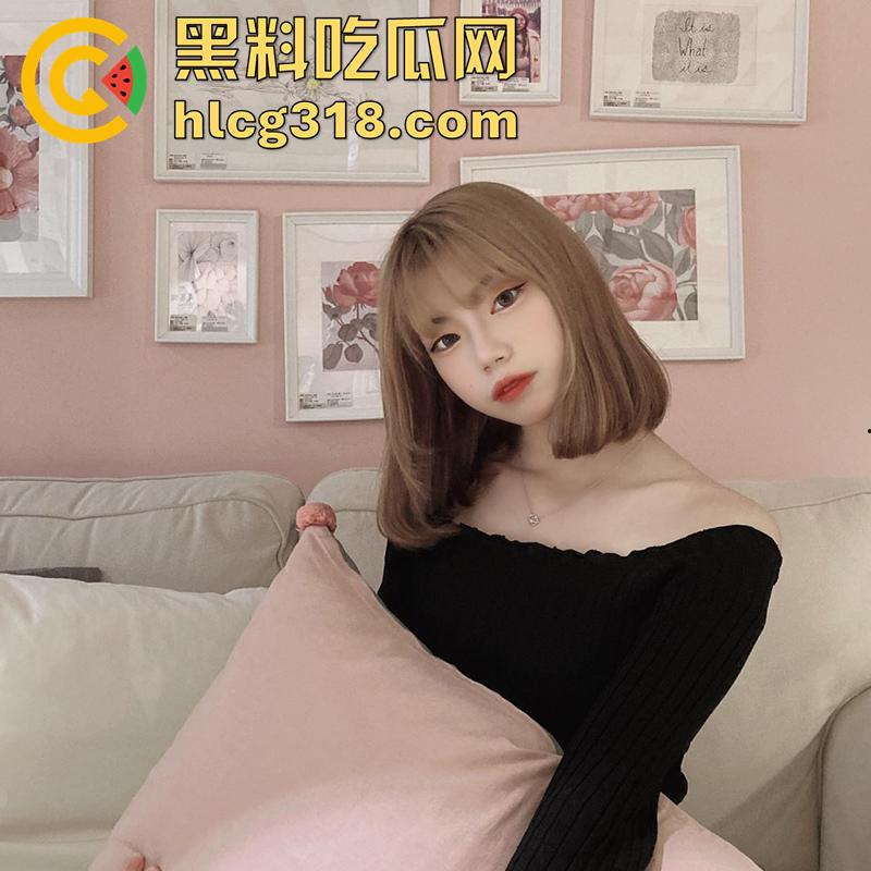 南京艺术学院蜜桃臀【胡雅婷】,外表清纯身材诱人,被疯狂后入蜜桃臀,淫叫声此起彼伏!-2