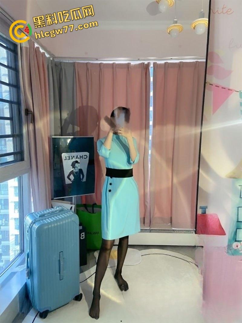 当过空姐一字马舞蹈生 抖音微博小网红 酷酷的露 生活所迫下海拍举牌定制 秀才艺一字马露点自慰!-3