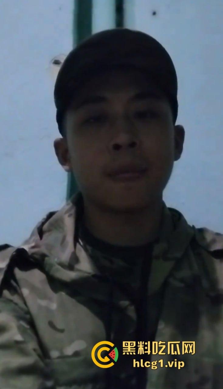 现实版的落地成盒!两名中国人加入俄军后第一天就双双阵亡!-6