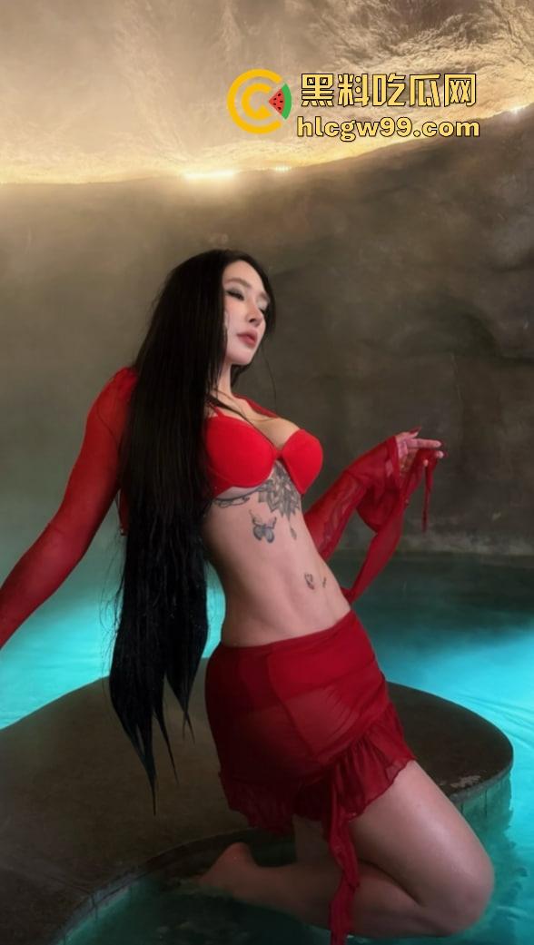 500万粉丝健身网红【宋昱欣】性爱抠逼视频流出,豪乳蜂腰翘臀第二弹,纹身实锤本人,健身是为了下海!-2