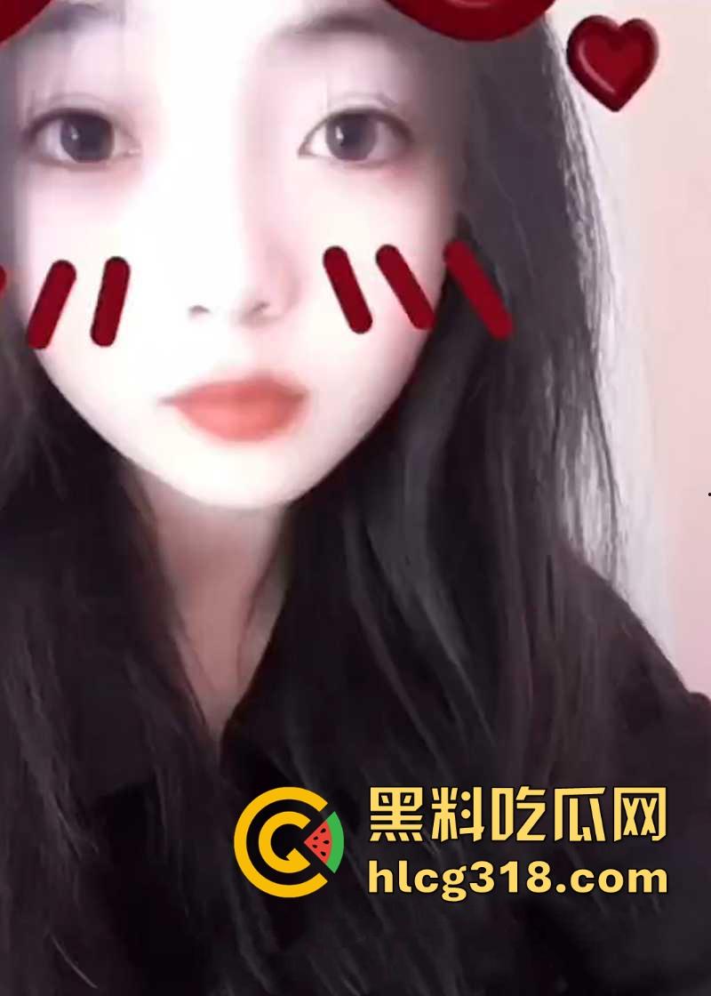 黑龙江工业大学【林琪琪】短发清纯校花,露奶口交私拍,深喉毒龙极致享受,全程主动榨精!-1