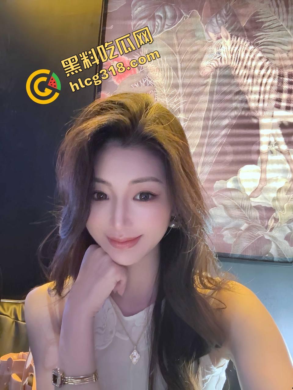 加州留学生『钱兮娜』被满身性病黑屌狂操到失魂,骚逼淫水喷泉炸裂,这么恶心鸡巴也舔得嗨,这很难评!-4