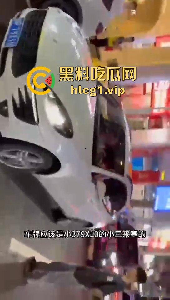 西格玛男人大战卡宴小仙女!一句我让你吃鸡巴你吃不吃’让她当场破防!-7