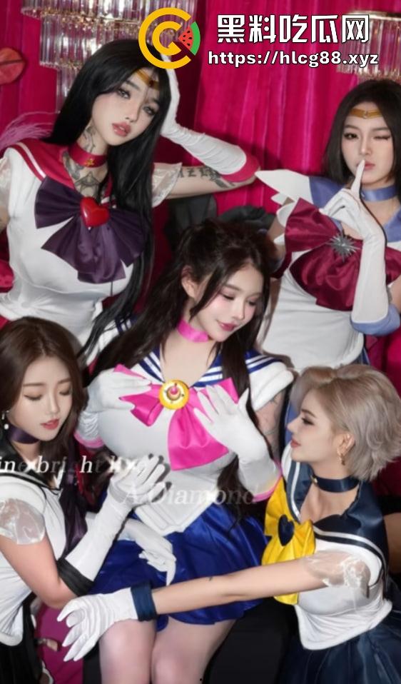 上海纹身骚婊『希希』逼烂野鸡,有钱操随便草,被大哥灌醉玩完扔街边,勾人来捡回去双飞肏!-8