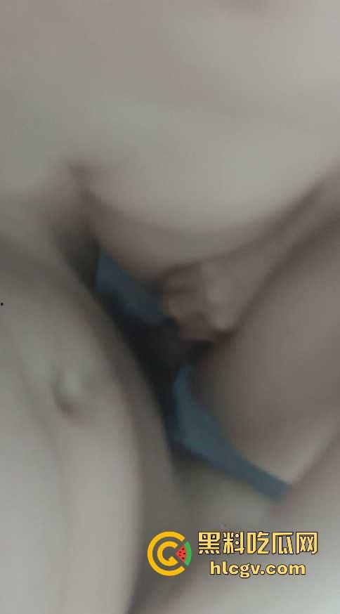 抖音清纯少女【小鬼】童颜下的另一面!人如其名隐藏的第二人格让人惊讶!-7