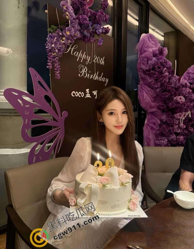 变形记富二代男主【黄润秋】淫乱私生活被女友【孟可佳】曝光!恋爱期间出轨酒吧当众接吻,性爱视频传遍全网!-6