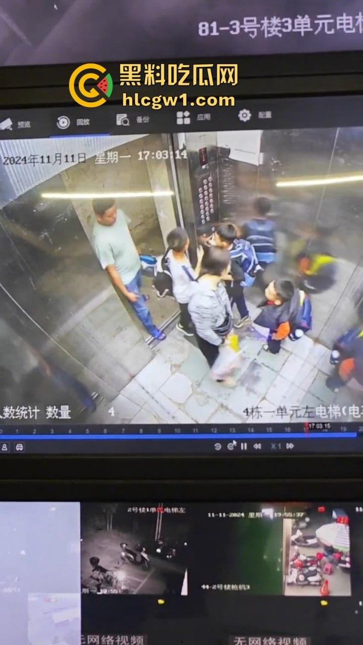 广西梧州平浪小区两个小屁孩半年电梯里撒尿,有娘生没娘教,家里是养牲口吗?-9