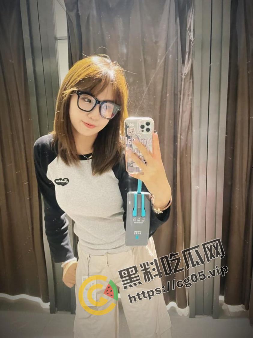 北京中关村小妹【关若琪】靠逼升职  公司大小主管都睡过 上司醒悟后将其曝光