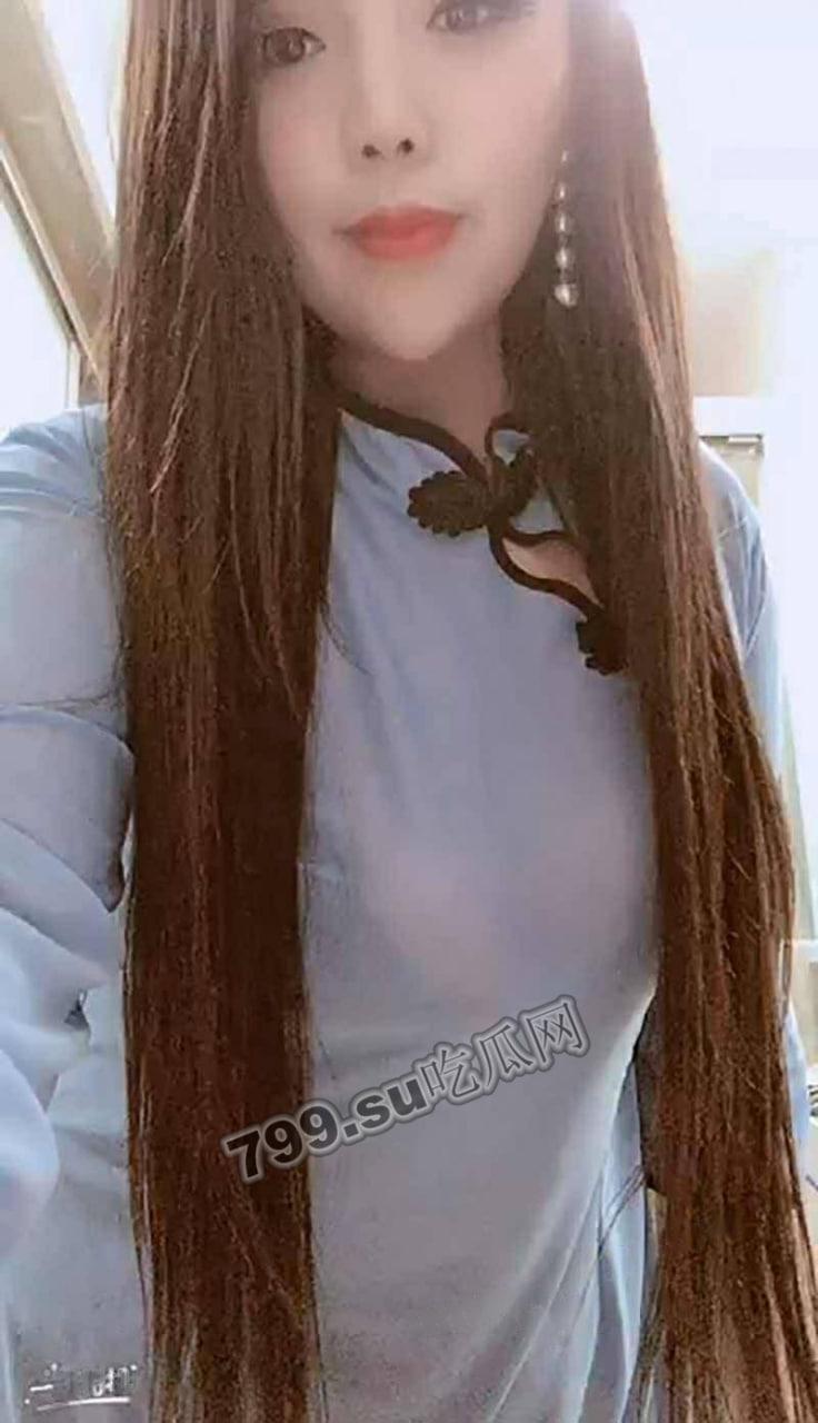 快手 「可笑的单纯」 大哥红包订制 巨乳丰满熟女在线自慰-2