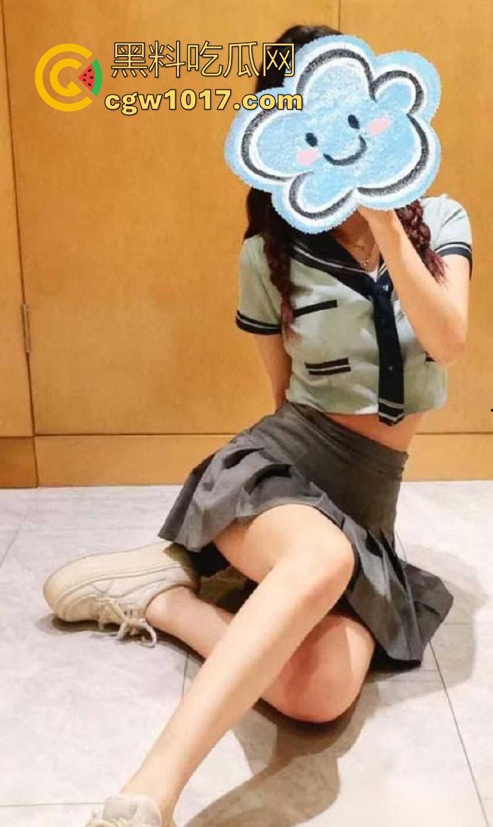 酒店幽会性感巨乳姐姐,房间里一跃化成JK女神,由被动变成主动也是一瞬间,无套内射花式做爱,爽翻了!-2