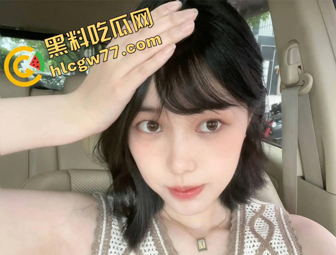 江苏南通大二骚货【袁淼】颜值天花板，情趣内衣掰穴狂拍，小母狗浪叫到喷汁，性欲炸裂根本关不住！