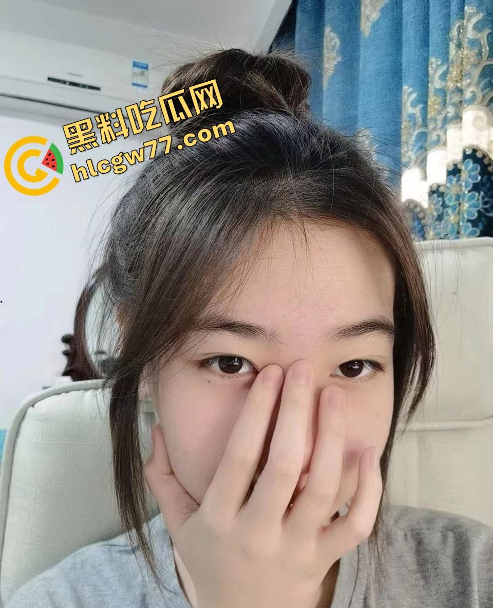 江苏南通大二骚货【袁淼】颜值天花板,情趣内衣掰穴狂拍,小母狗浪叫到喷汁,性欲炸裂根本关不住!-2