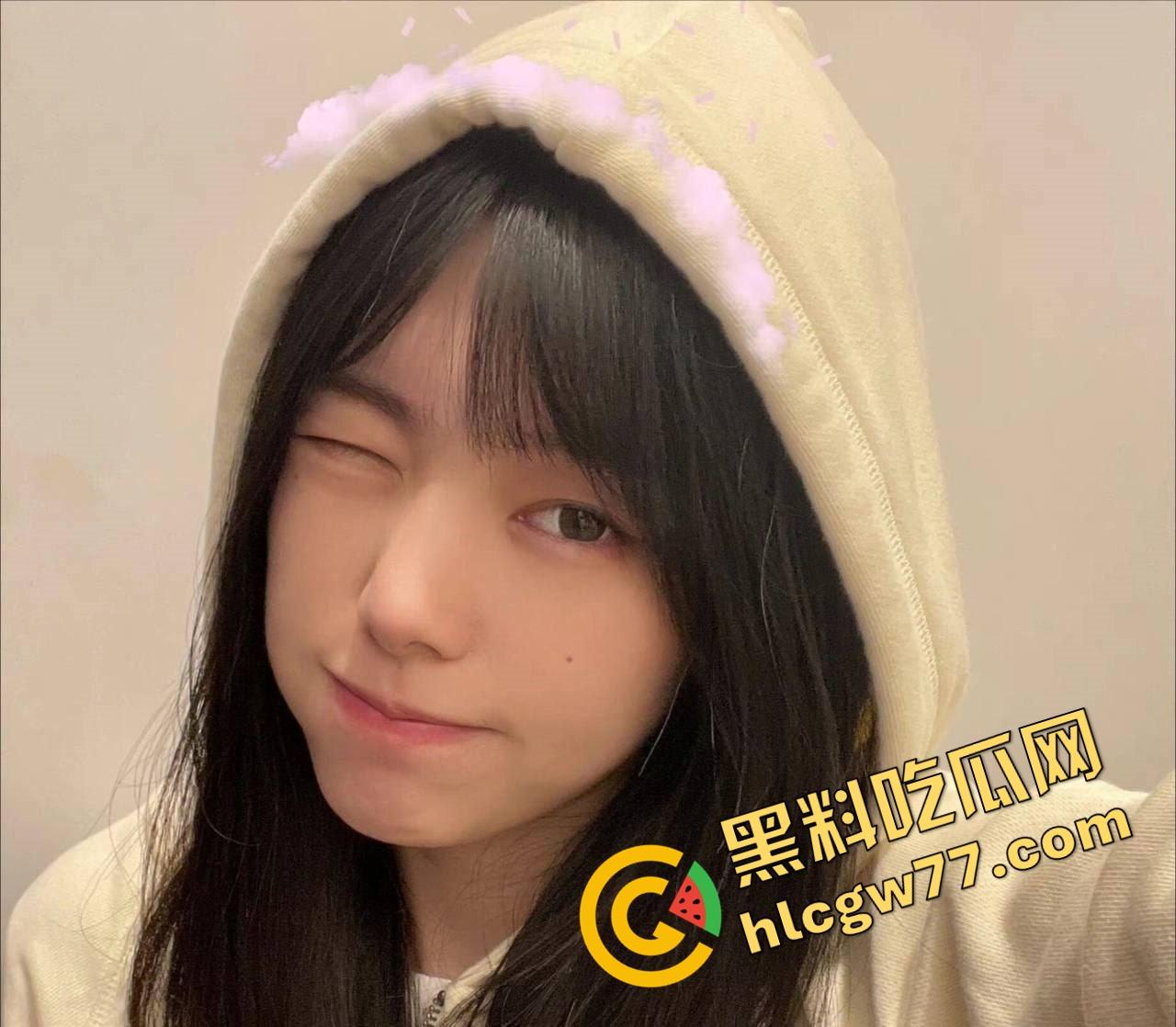 江苏南通大二骚货【袁淼】颜值天花板,情趣内衣掰穴狂拍,小母狗浪叫到喷汁,性欲炸裂根本关不住!-6