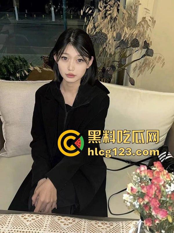 宁夏大学美女校花『马莹莹』反差母狗被玩坏！男友翻身猛抽插让她欲仙欲死！-3