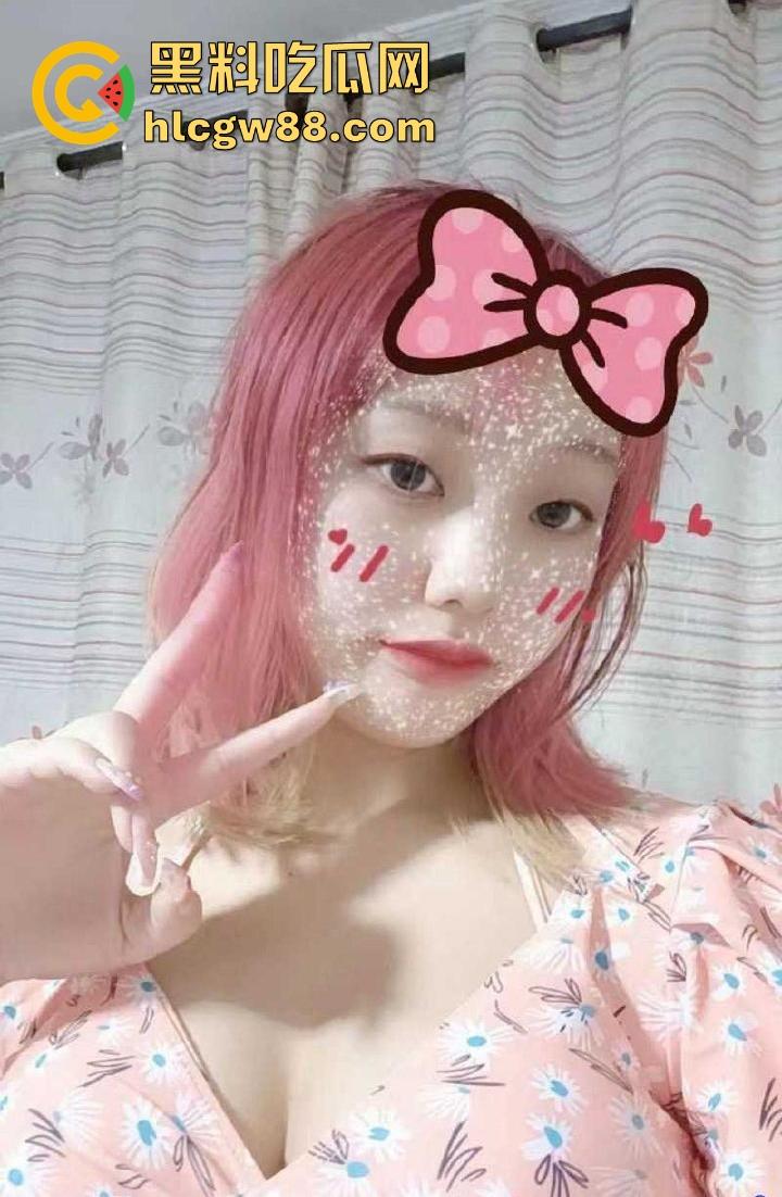 贵州师大【傅雪钰】出轨成瘾被男友发现并曝光 饱满粉乳白嫩胴体 淫叫下贱极度反差!-2