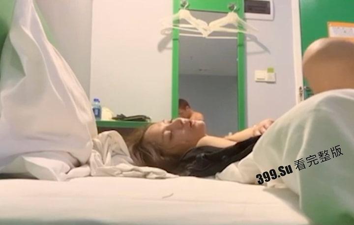 极品美女醉酒 不给上 插进去就老实了  秒变淫娃  很真实，感觉生活中这样的女生很多…-4