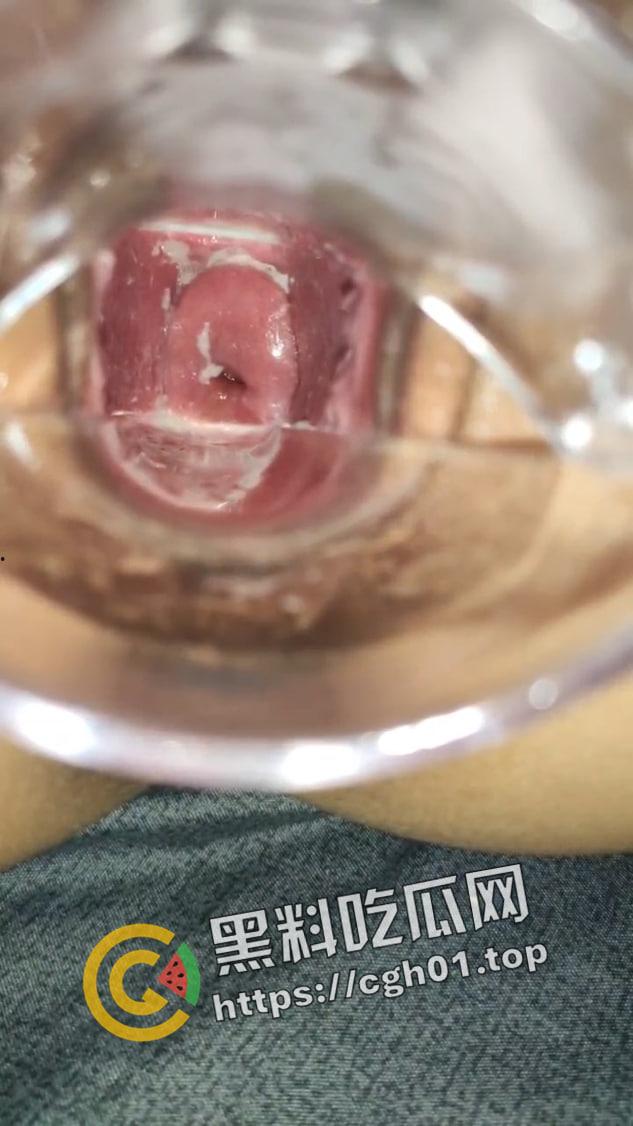 学姐的小穴初开发!巨乳学姐的小穴用上扩张器 原来这就是有钱人几把的视角-4