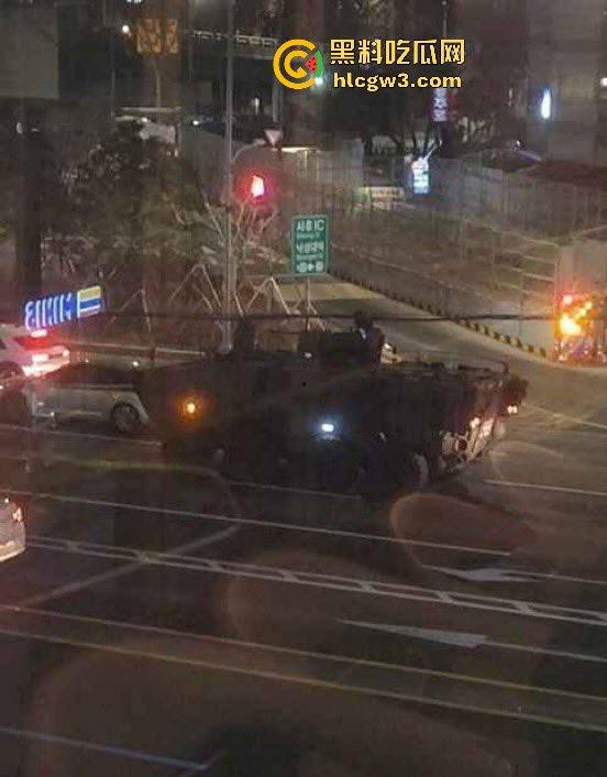 首尔之春恋爱脑总统『 尹锡悦』深夜全国戒严只为护妻子 第一夫人为让他稳住总统宝座睡遍军方高层!-19