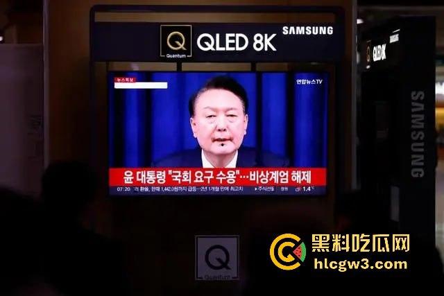 首尔之春恋爱脑总统『 尹锡悦』深夜全国戒严只为护妻子 第一夫人为让他稳住总统宝座睡遍军方高层!-20