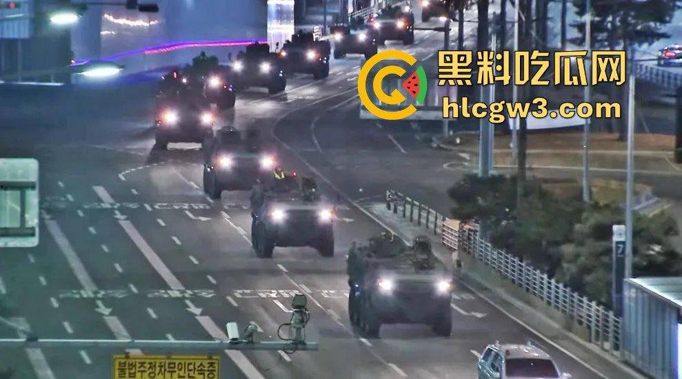 首尔之春恋爱脑总统『 尹锡悦』深夜全国戒严只为护妻子 第一夫人为让他稳住总统宝座睡遍军方高层!-27