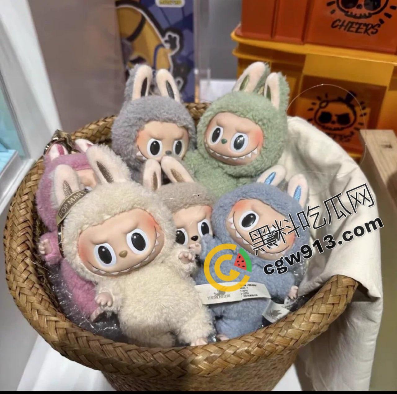 上海戏剧学院校花的私密收藏!为了 LABUBU 她不惜献身金主,淫靡视频外流震憾全校-2