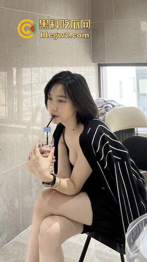 『朴智贤』全裸上演大胆诱惑,『宋承宪』激情相伴!Hidden Face床戏尺度爆表堪比经典三级片!-8