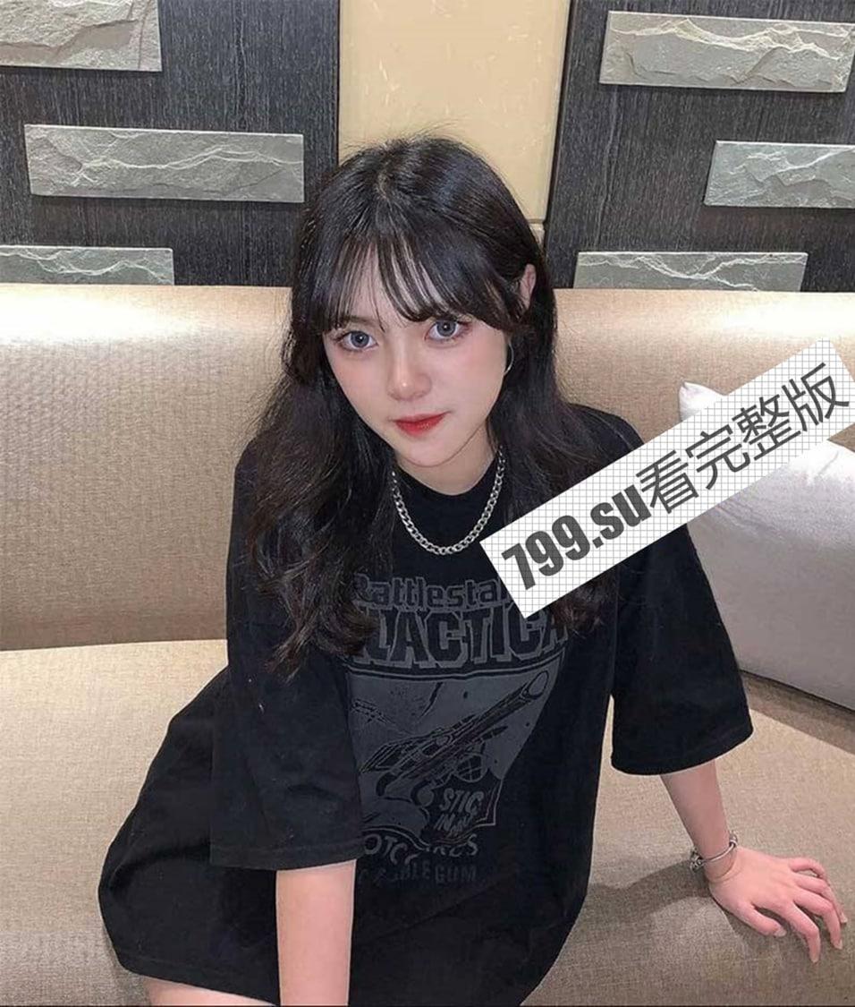 前女友系列  超漂亮的翘臀小网红 男友报复性爱视频惨遭泄漏-5