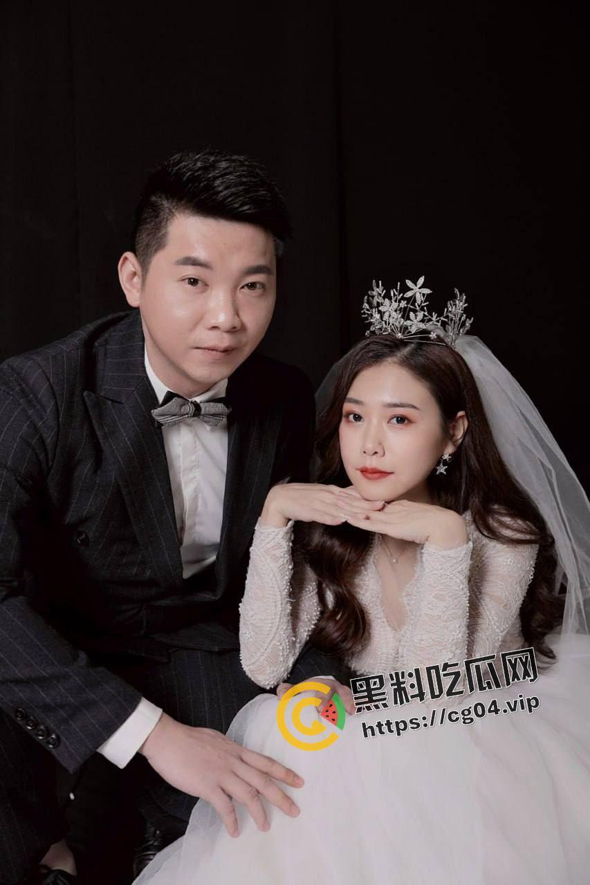 全网呼叫陕UGN652奔驰车主恭喜你当接盘侠啦!你的老婆曾经坐台被包养 卖肉上位哦-1