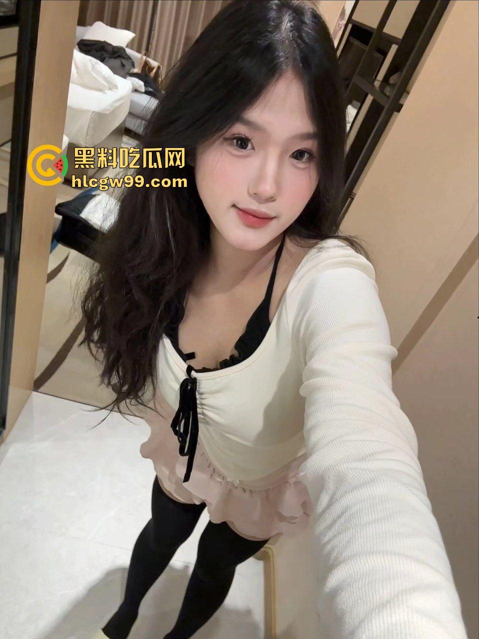 抖音甜御反差婊骚货,抖音线上私信约炮单男,线下面基至酒店黑丝暴力后怼骚逼!独家流出!-2