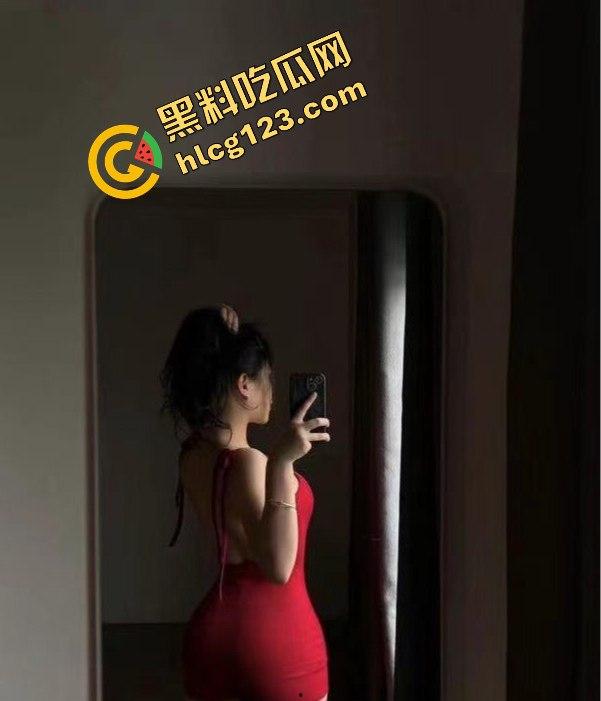 抖音小网红『甲辰年三月十四』惊现激情开房视频，榜一大哥电动小马达式抽插！-4