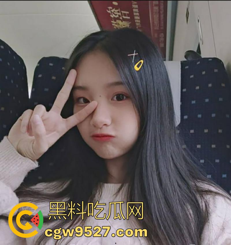 艾滋女【钟佩琪】接客被曝光!韶关碧桂园丽枫酒店前台,被老哥无套内射,最终被确认患艾滋,天塌了啊!-1