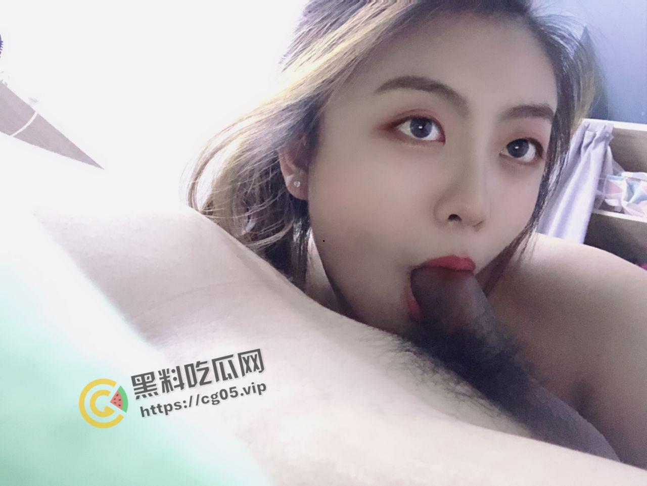 石家庄长安区 祥云小卖铺老板娘 与楼上大学生偷情被老公发现 曝光 少妇巨乳 这哪个大学生能忍住-8